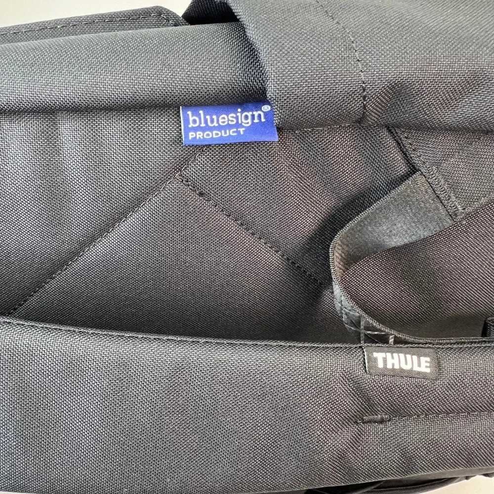 Thule Indago Black Backpack‎ Travel School Laptop Bag Company Logo